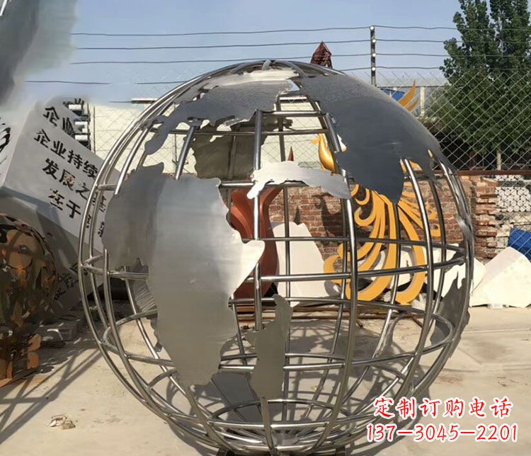 金华不锈钢镂空地球仪雕塑艺术技艺的精美体现