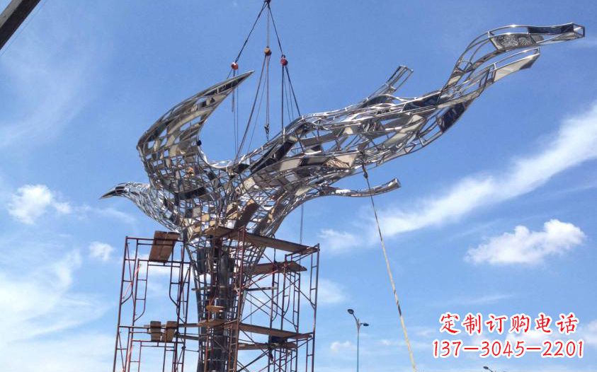 金华不锈钢镂空鸽子雕塑美丽的象征