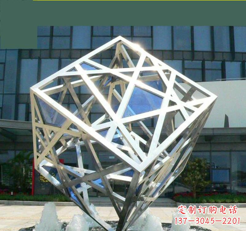 金华不锈钢镂空魔方雕塑艺术与智慧的完美结合
