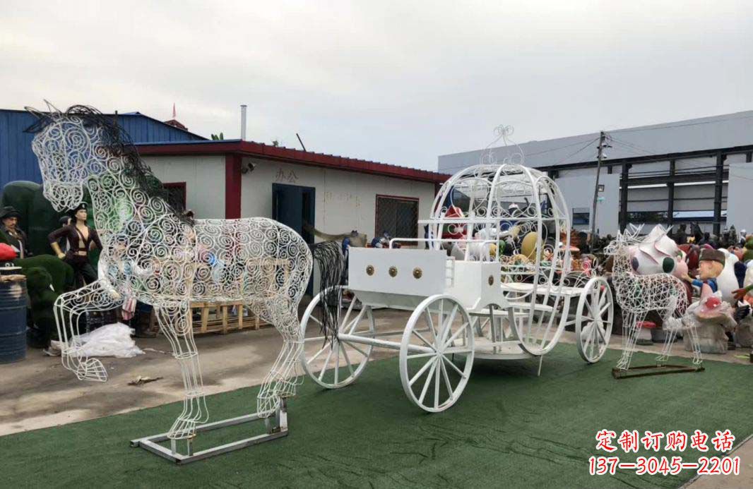 金华不锈钢镂空欧式马车雕塑精美造型点缀空间