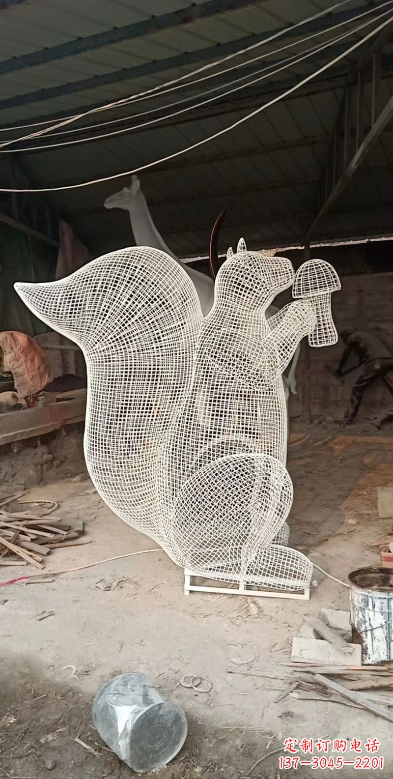 金华不锈钢松鼠雕塑精美的艺术作品