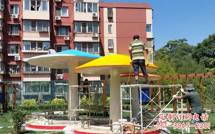 金华不锈钢蘑菇凉亭——精美雕塑点缀绿意