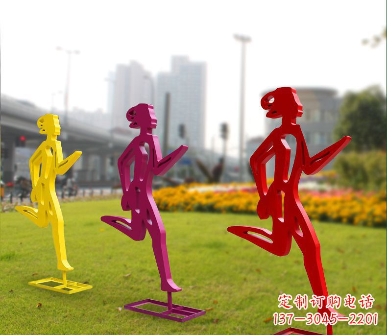 金华勇敢奔跑的女性雕塑