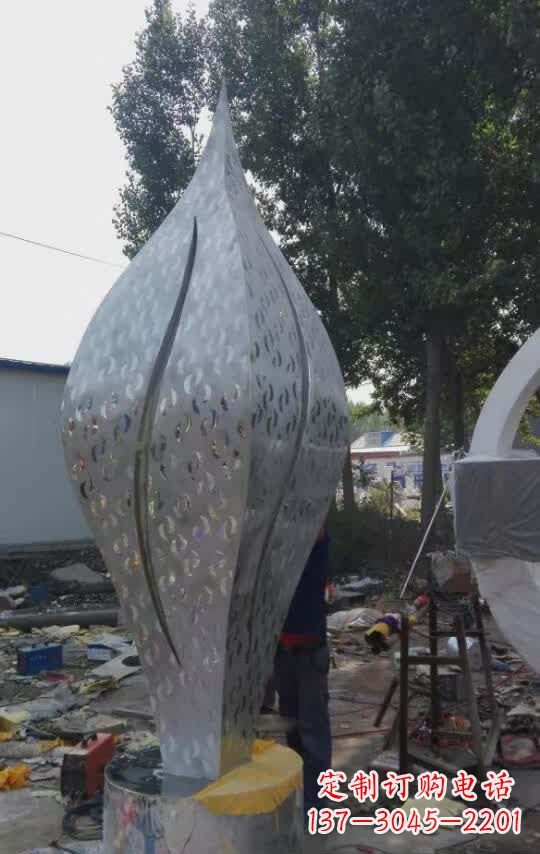 金华不锈钢树叶雕塑艺术与环保的完美结合