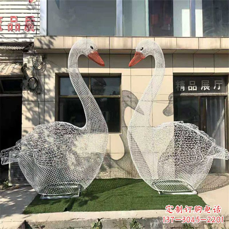 金华不锈钢缩翅网格天鹅一对经典雕塑的传奇之美