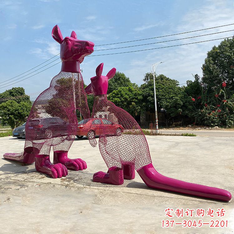 金华不锈钢袋鼠雕塑给公园带来美好景观