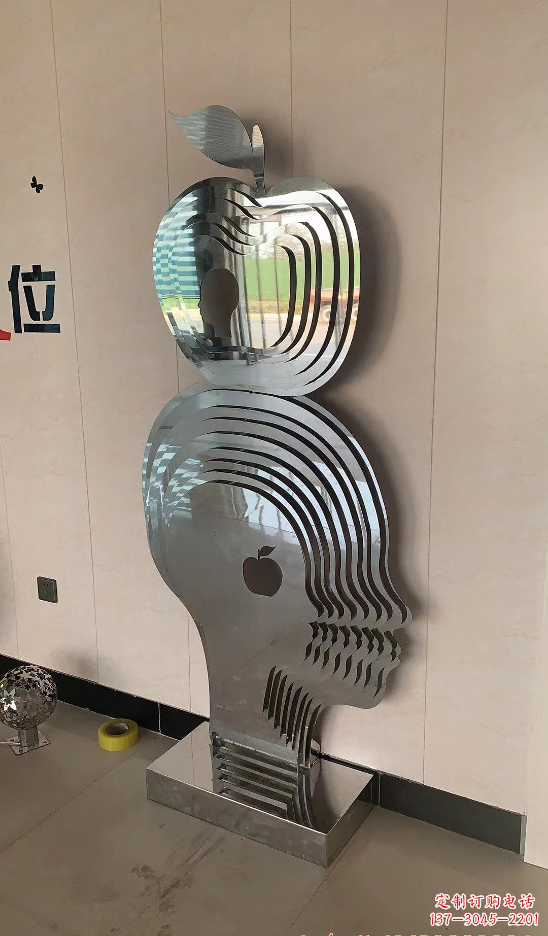 金华精美不锈钢苹果雕塑