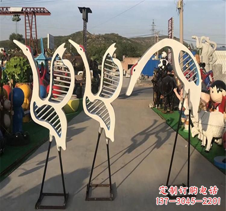 金华精美不锈钢仙鹤雕塑
