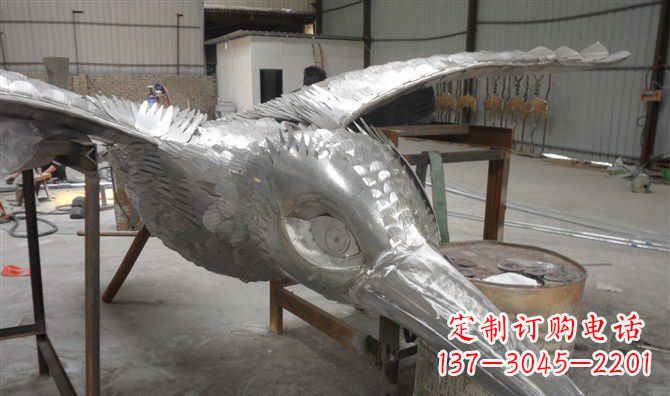 金华不锈钢雄鹰展翅——自由之翼的象征