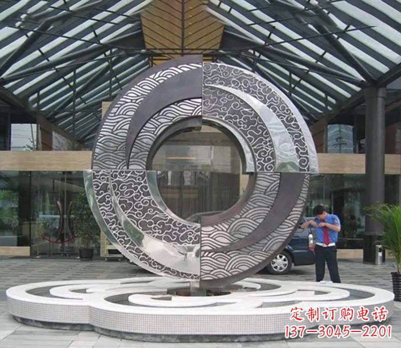 金华不锈钢圆环雕塑,点缀酒店空间