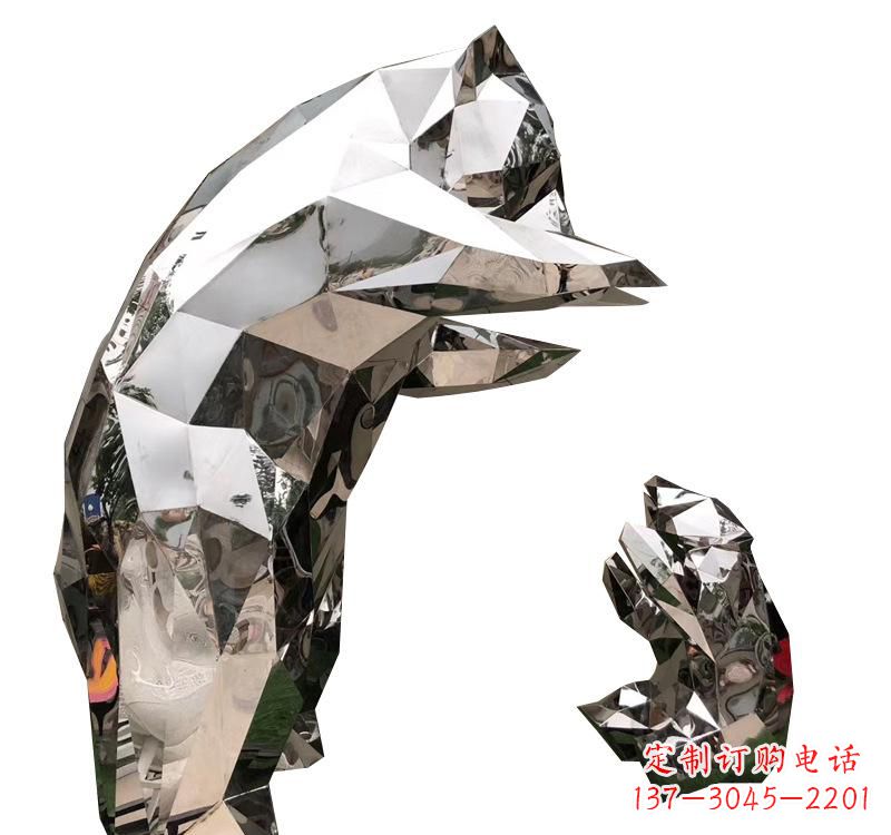 金华不锈钢园林熊猫雕塑——传承中国文化