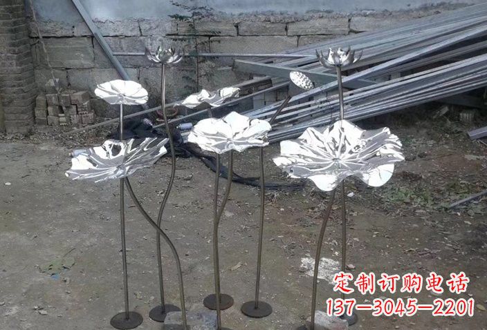 金华不锈钢荷叶雕塑给园林增添美感