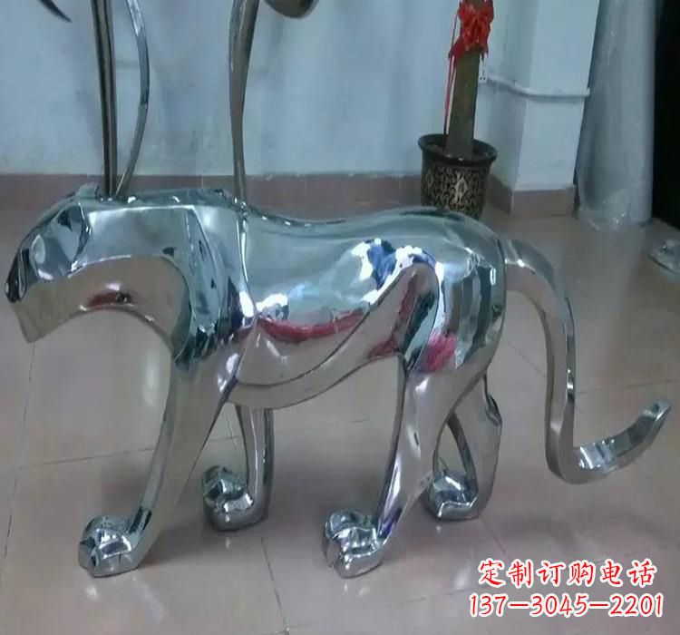 金华不锈钢老虎雕塑美化园林