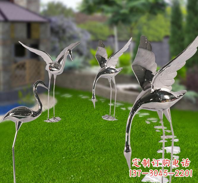 金华不锈钢园林展翅仙鹤雕塑给人们带来神秘的艺术之美