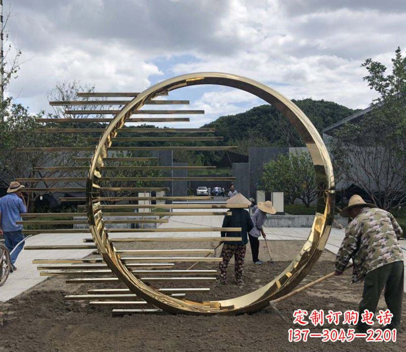 金华不锈钢圆环艺术雕塑——极致精湛的艺术美学
