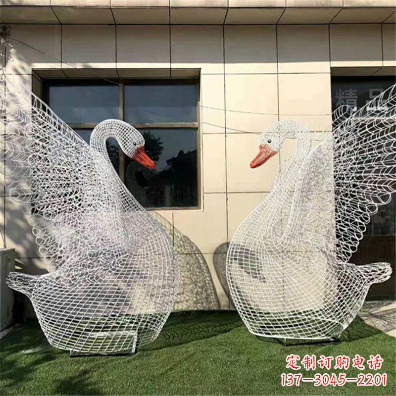 金华不锈钢展翅网格天鹅一对