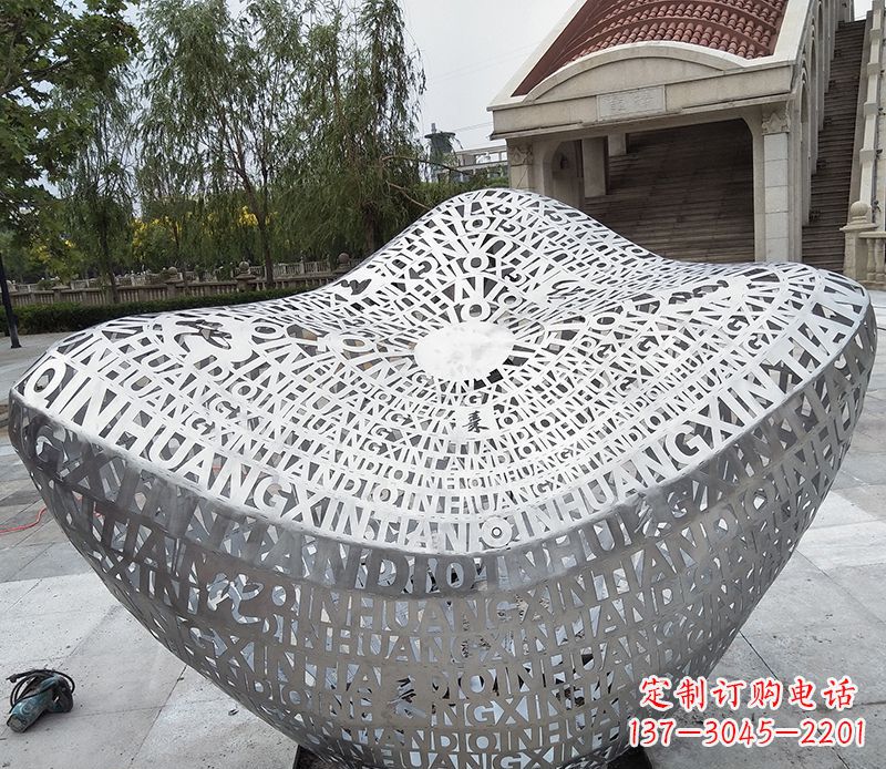 金华不锈钢字母元宝雕塑精美艺术精品