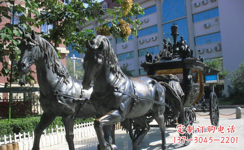 金华马车雕塑西方步行街的瑰宝
