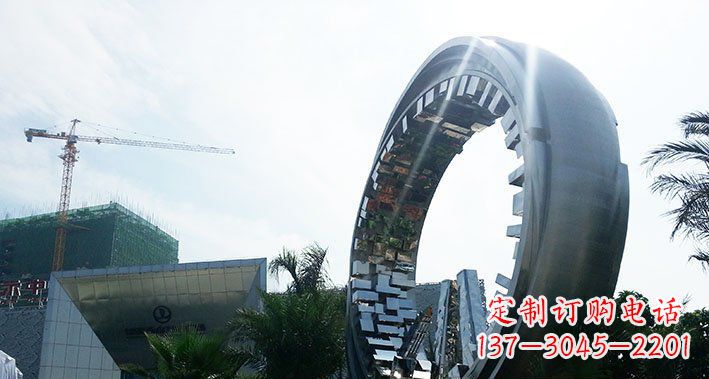 金华美丽而优雅的不锈钢圆环雕塑