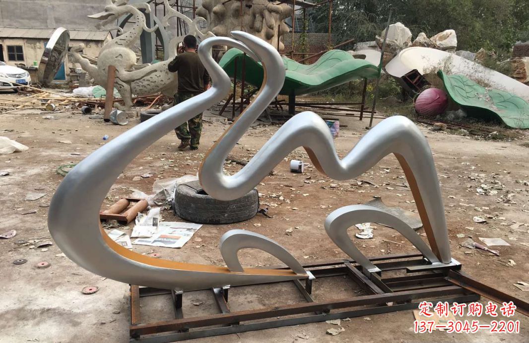 金华不锈钢简约骆驼雕塑传承城市文化