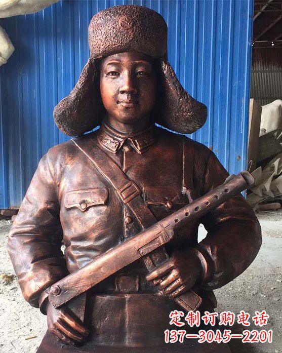 金华雷锋雕塑象征着无私奉献的力量