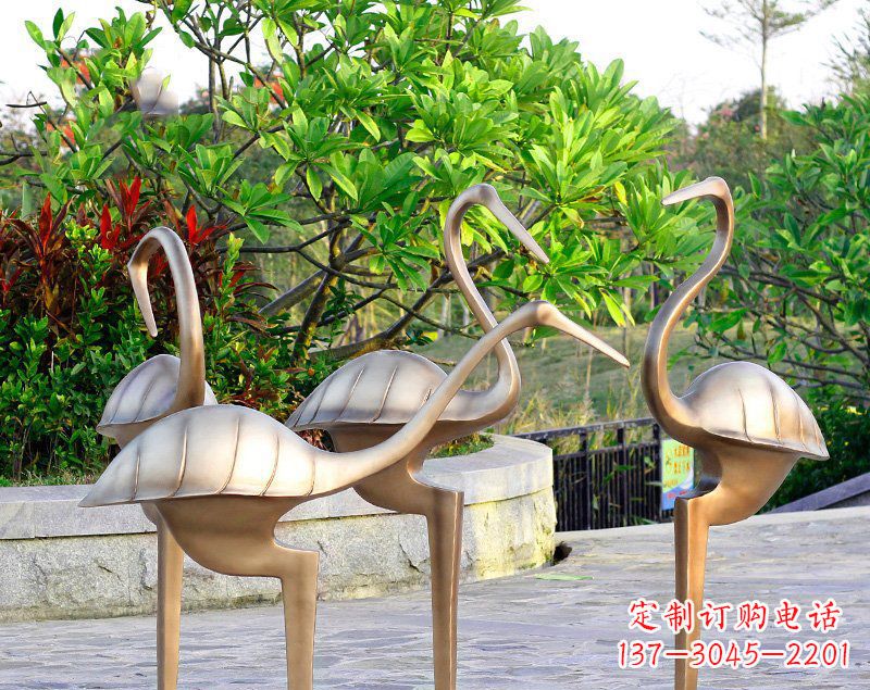 金华丹顶鹤雕塑传承悠久的中国传统艺术