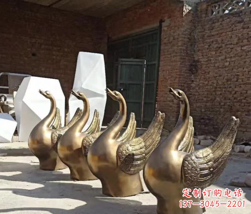 金华抽象广场天鹅铜雕