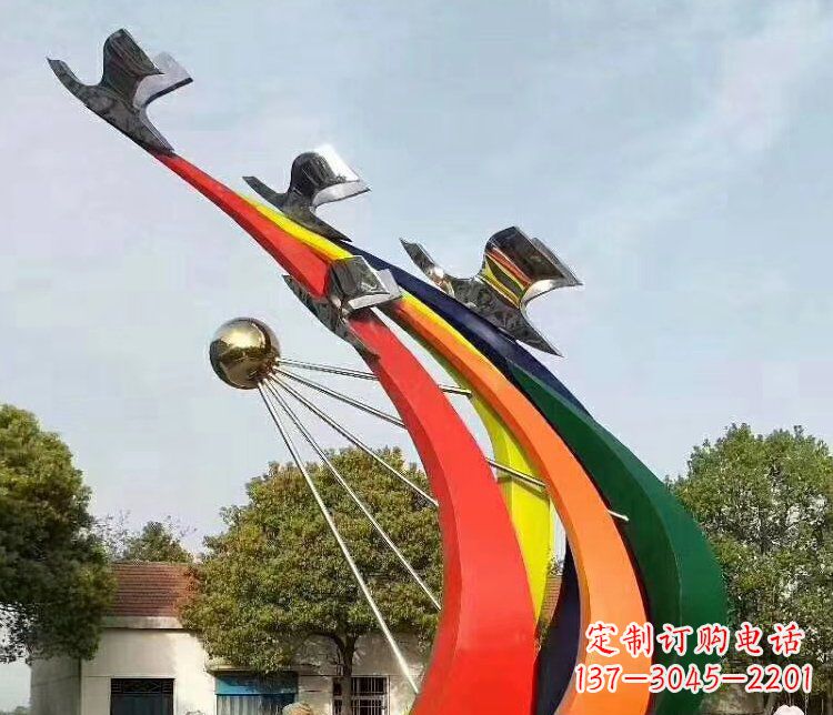金华和平鸽雕塑象征校园和平