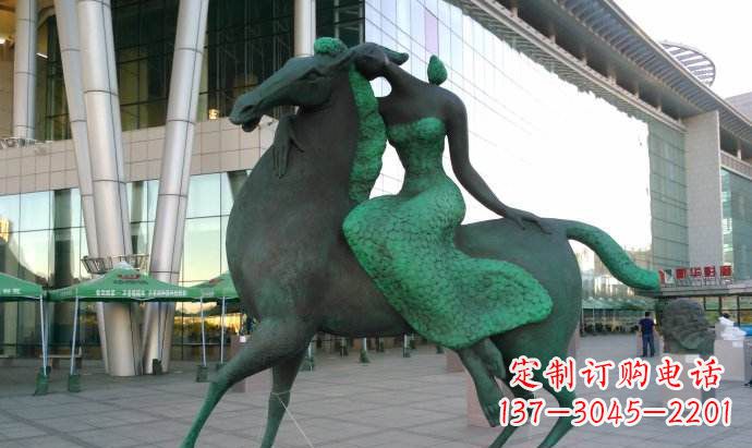 金华骑马雕塑让女孩的梦想变为现实