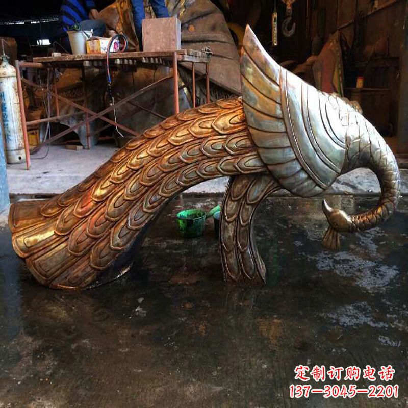金华铸造精美孔雀雕塑