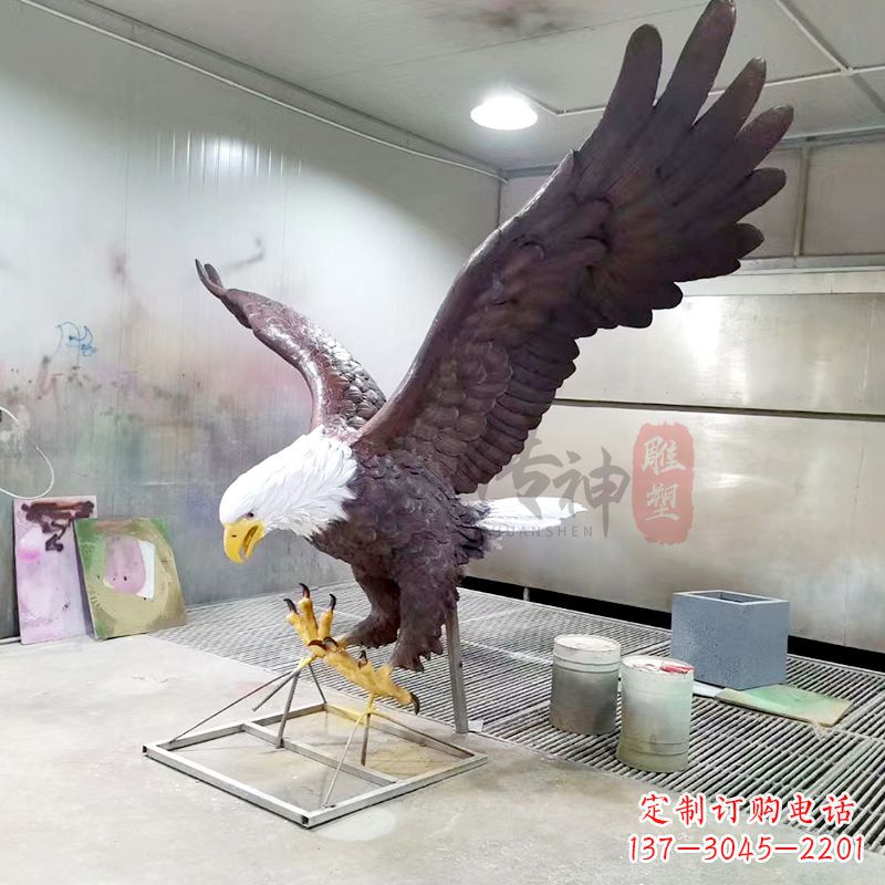 金华优雅老鹰雕塑
