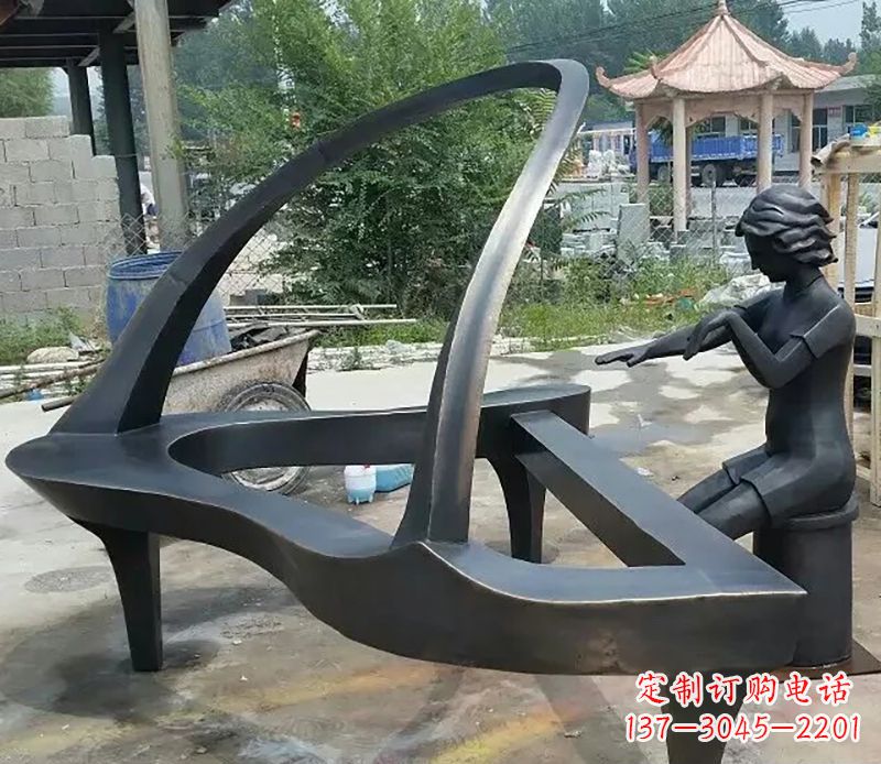 金华钢琴抽象铜雕
