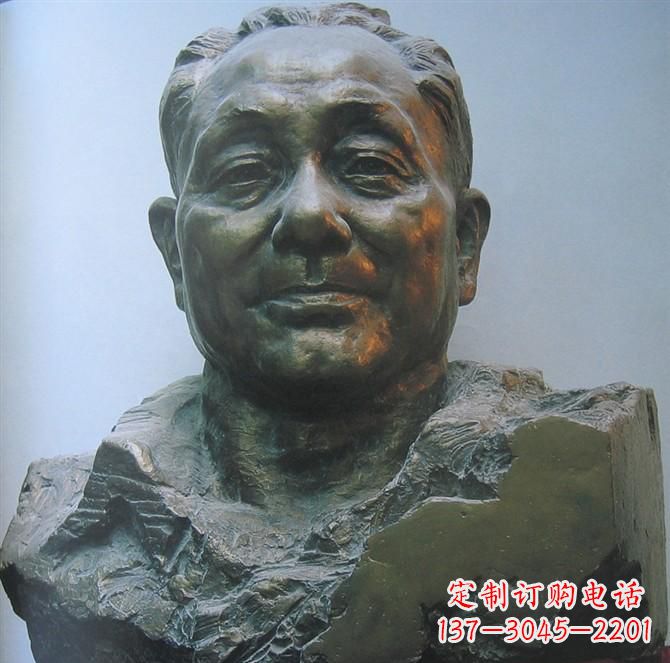 金华邓小平名人胸像铜雕，传承英雄精神