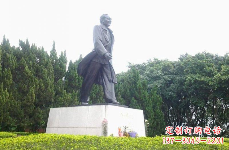金华邓小平铜雕——传承伟人精神，流传中国精神