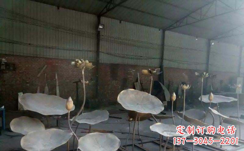 金华锻铜荷叶荷花广场景观雕塑