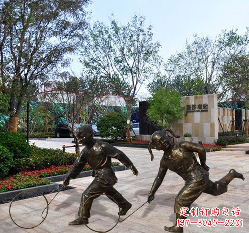 金华儿童滚铁环铜雕塑