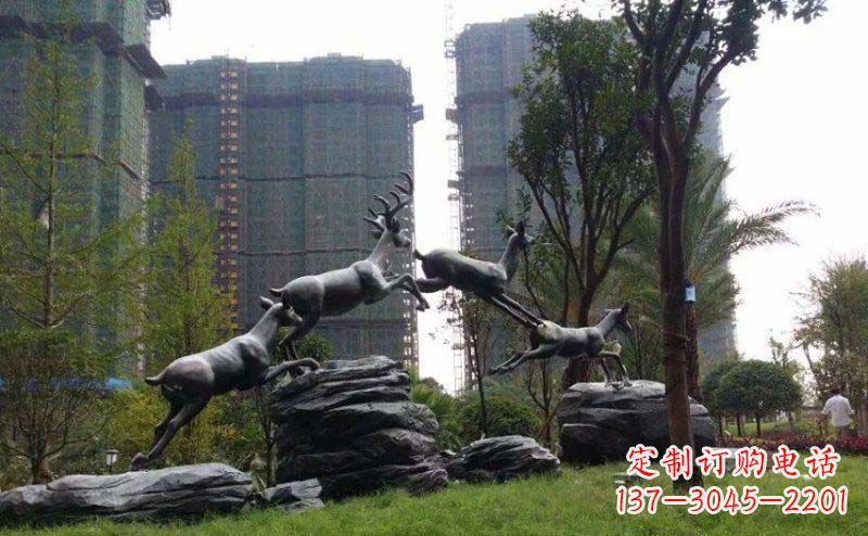 金华飞奔小鹿小区精美动物铜雕