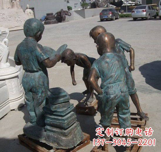 金华童话般的梦幻小孩铜雕塑