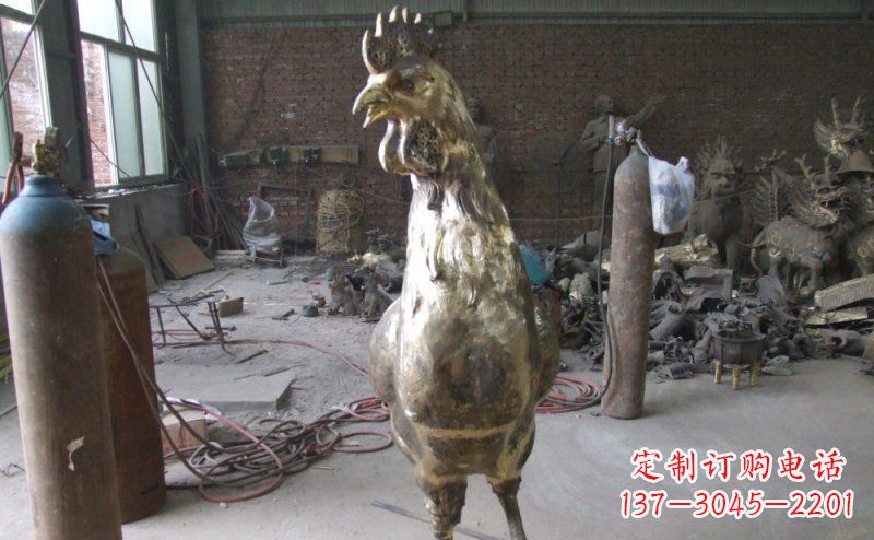 金华雕刻公鸡铜雕,铸就艺术之美