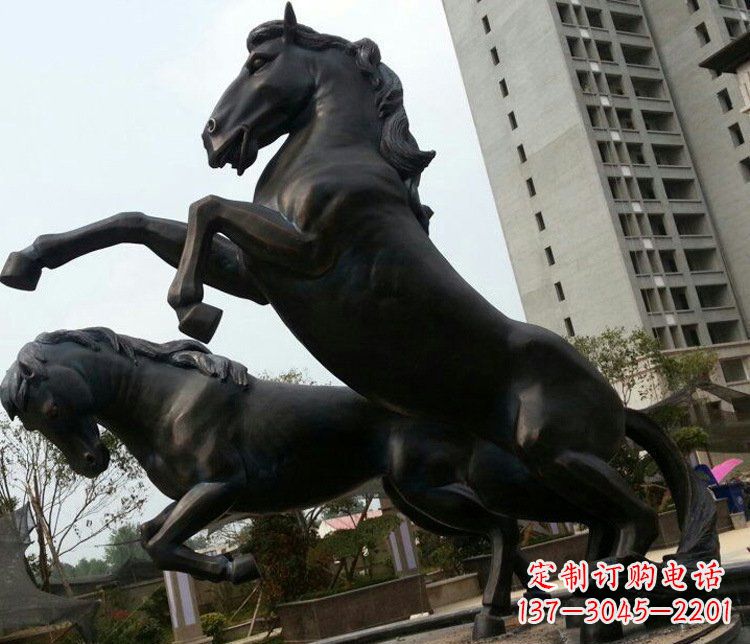 金华高雅实木动物雕塑