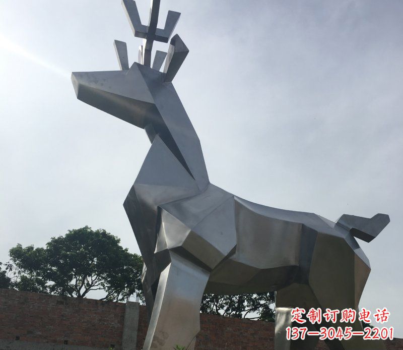 金华不锈钢几何鹿雕塑