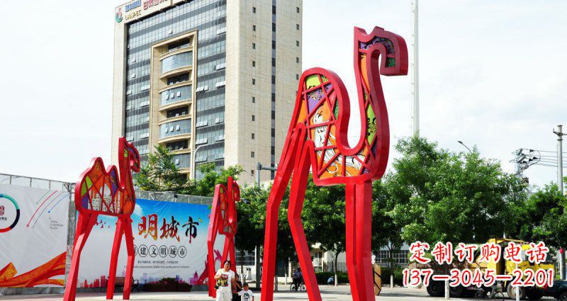 金华品质精良的公园不锈钢骆驼雕塑