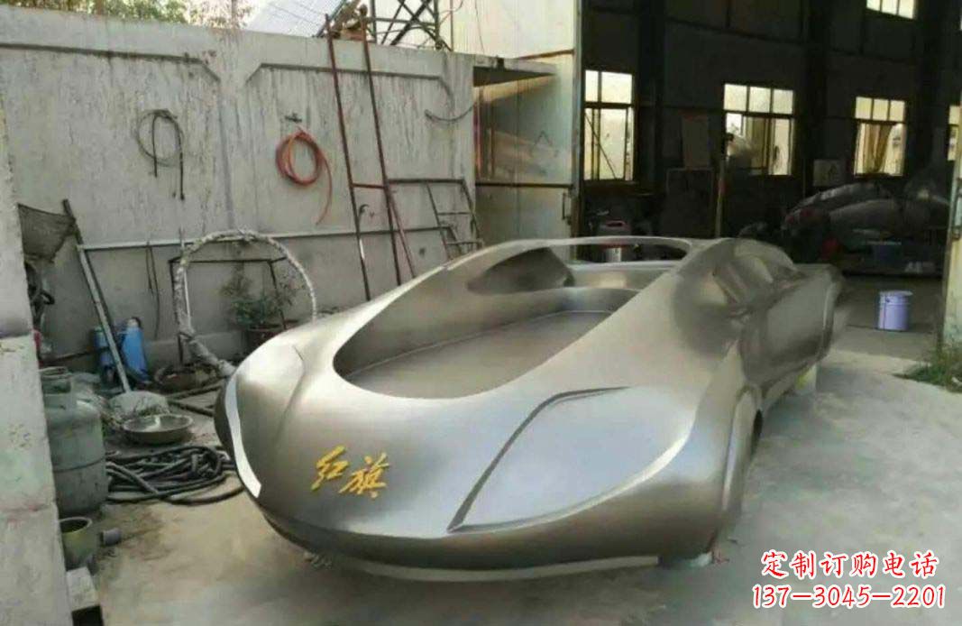 金华红旗之光庆祝伟大复兴的不锈钢轿车雕塑