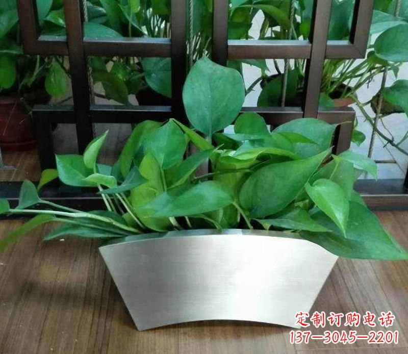 金华高质量不锈钢花盆雕塑,享受自然完美烘托