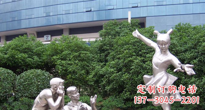 金华优质不锈钢学生人物雕塑