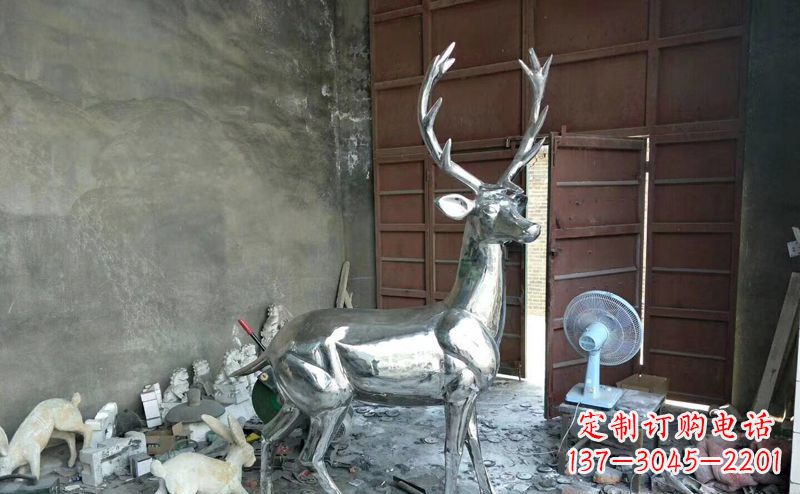 金华艺术精美的不锈钢鹿装置雕塑