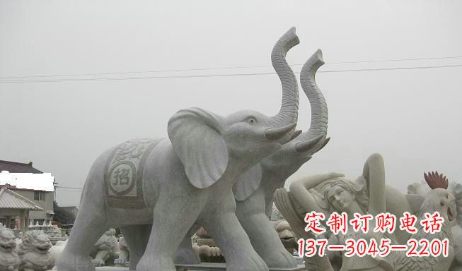 金华公园动物长鼻大象石雕