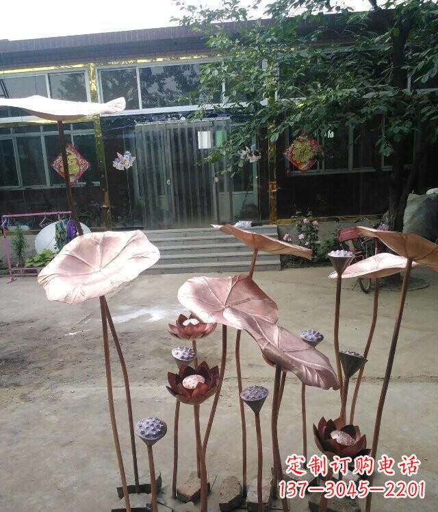金华精美锻铜荷叶雕塑