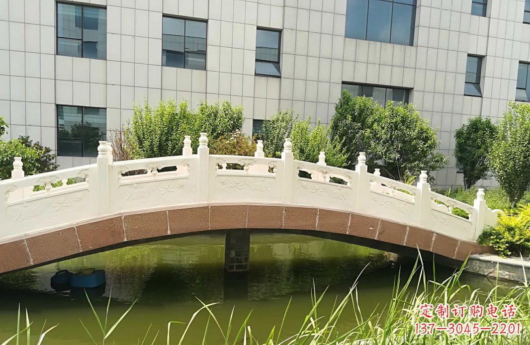 金华手工制作的汉白玉石拱桥雕塑