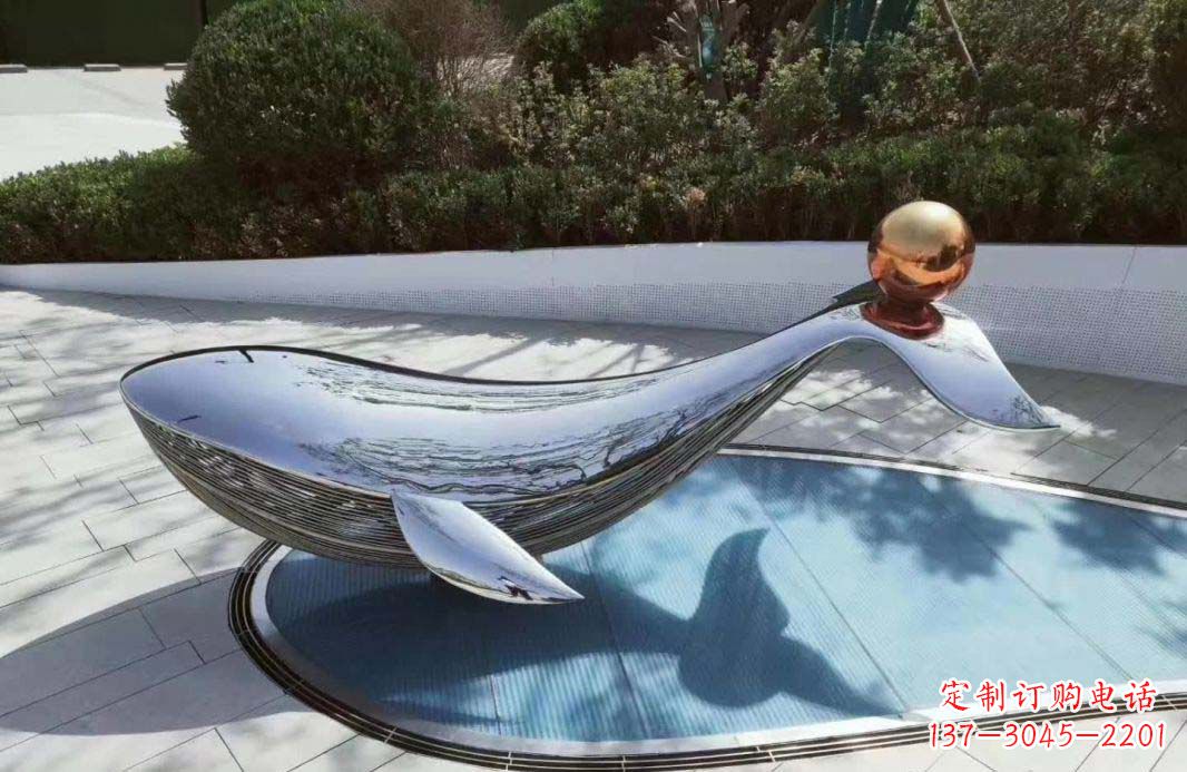 金华新颖独特的镜面不锈钢海豚雕塑